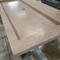 Découpe de céramique sur mesure pour l'agencement de mobilier
