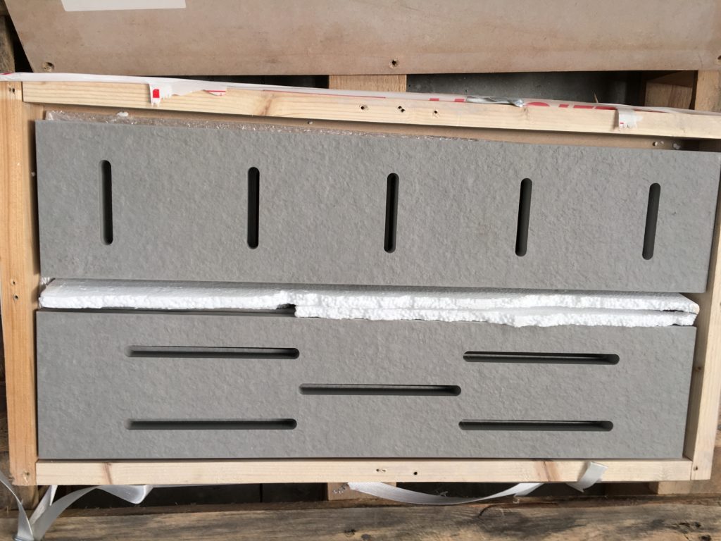 Façonnage de margelles et caniveaux pour piscine