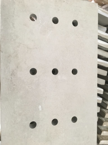 Façonnage de caniveaux de piscine sur mesure par EMS