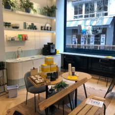 Découpe de céramique sur mesure pour mobilier de magasin