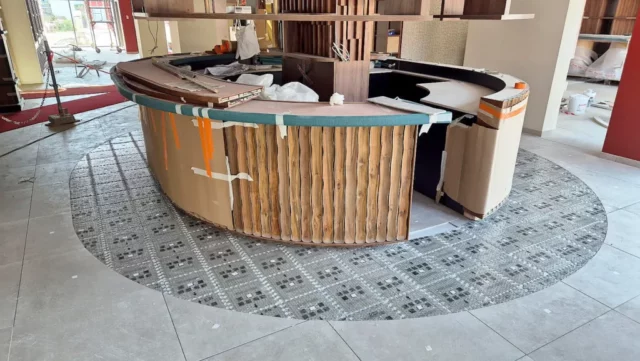 Découpe à façon de céramique
