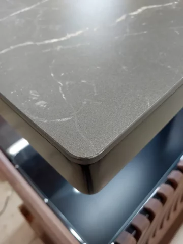 Façonnage de céramique pour mobilier