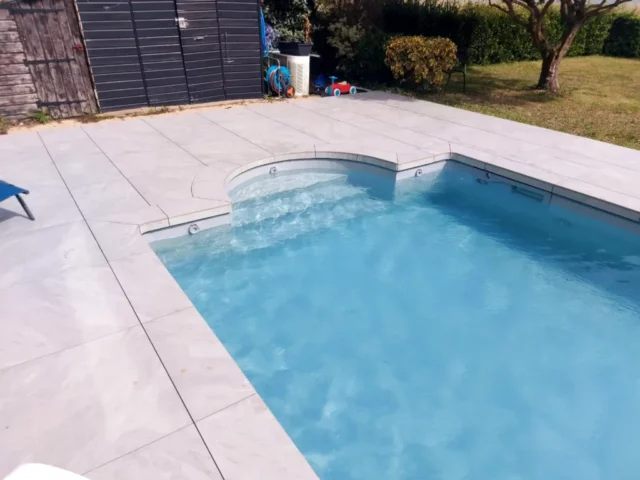 Façonnage de margelles de piscine - EMS