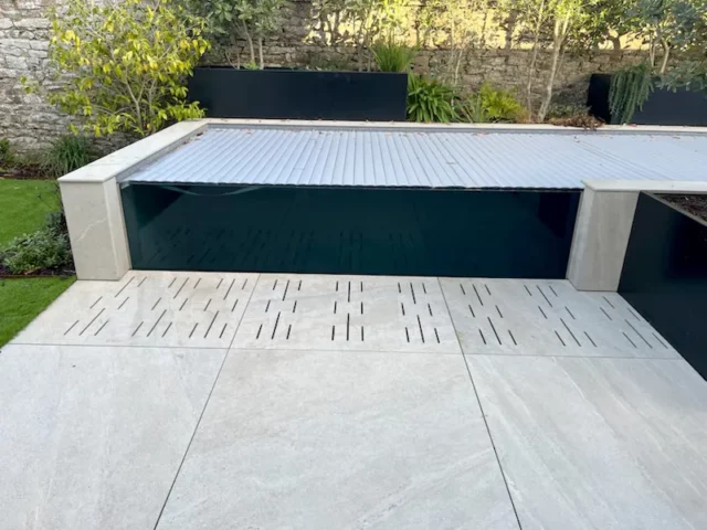 Façonnage de margelles de piscine - EMS